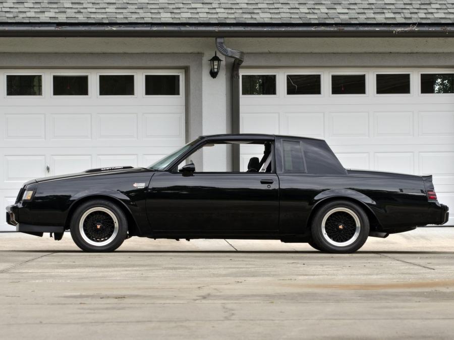  Buick Regal Grand National 1984 года  (фото 25 из 29)